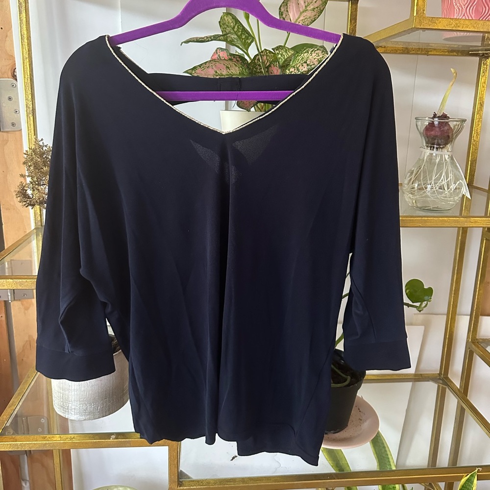 Loose long sleeves top